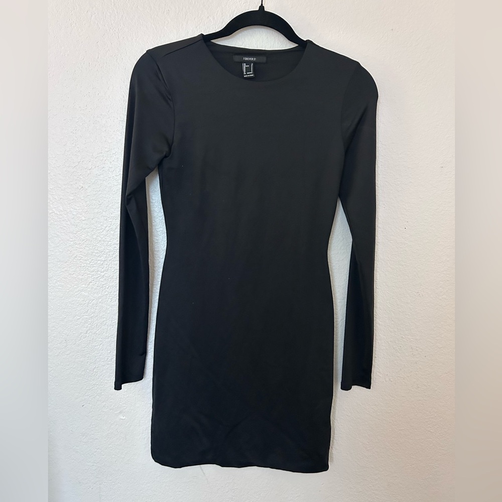 Forever 21 Classic Black Long Sleeve Dress bodycon